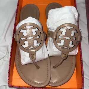 Women’s Sandals